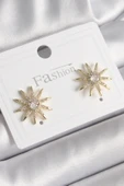 Pirinç Gold Renk Zirkon Taşlı Yıdız Model Kadın Küpe - 1