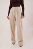 Premium Model Oturtmalı Krem Pantolon thumbnail 3