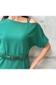 Trend Kadın Minimalist Şıklığın Renkli Dokunuşları Omuz Detaylarıyla Fark Yaratan Tasarım - 4