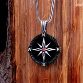 ZİRKON TAŞLI PUSULA MODEL 925 AYAR GÜMÜŞ KOLYE thumbnail 3