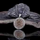 HZ SLEYMAN MÜHRÜ FETİH SURESİ İKİNCİ AYETİ YAZILI 925 AYAR GÜMÜŞ KOLYE thumbnail 1