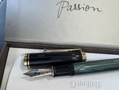 Pelikan Souveraen M1000 Black/Green fountain pen with Gold - M - 3