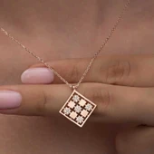 Gümüş Rose Dörtgen Zirkon Taşlı Kadın Kolye - 5