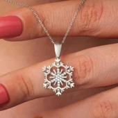 Gümüş Kar Tanesi Kadın Kolye thumbnail 6