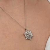 Gümüş Dönen Kar Tanesi Lotus Çiçeği Kolye thumbnail 6