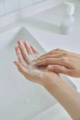 Dual Barrier Mild Gel Cleanse (Nemlendiren Nazik Jel Temizleyici) (GLOBALCARE) - 2