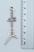 Arctic Monkeys Elektro Gitar Gümüş Kaplama Örme Zincir Kolye - 3