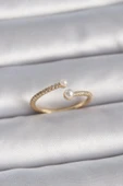 HEYF Pirinç Gold Renk Ayarlanabilir Sıralı Zirkon Taşlı İnci Detay Kadın Yüzük - 1