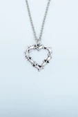 Dikenli Kalp Gümüş Kaplama Düz Zincir Kolye thumbnail 2