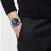 Versace VRSCVE8E00324 Erkek Kol Saati thumbnail 2