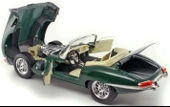 NessiWorld Bburago 1:18 Jaguar E Type Cabriolet 1961 Yeşil Model Araba - 4