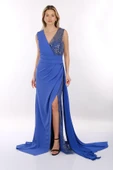Favore V Yaka Asimetrik Maxi Abiye Elbise - Özel Günler İçin thumbnail 2