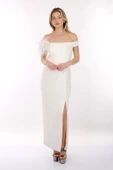 DORİDORCA Kayık Yaka Düşük Kol Yırtmaçlı Saten Kumaş Maxi Boy Kadın Abiye Elbise 2246040 thumbnail 5
