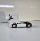 Beyaz Diecast Model Araç 9 Cm Volvo FH Metal Çekici Oyuncak Tır Kafa - 2