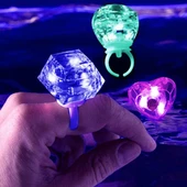 Kristal Tasarımlı Led Işıklı Mor Yüzük - 1