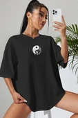 Unisex Yin & Yang Baskılı T-shirt thumbnail 2