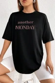 Unisex Another Monday Baskılı Oversize Tshirt thumbnail 7