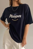 Unisex Pleasure Baskılı Oversize Tshirt thumbnail 7