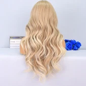 Platin Balköpüğü Röfleli Uzun Dalgalı Tül Peruk thumbnail 4