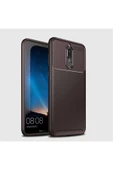 Huawei Mate 10 Lite Kamera Çıkıntılı Karbon Fiber Dokulu Renk Atmaz Koruyucu Kapak (negro) - 2