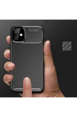 Iphone 11 Kılıf Kamera Çıkıntılı Karbon Fiber Dokulu Renk Atmaz Kapak (NEGRO) thumbnail 5