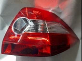 Orjinal Renault Mais Düyü Hariçtir Stop Lambası Megan II Sedan sağ mais  farba düyü hariçtir 8200142681 model 2002-2006 Orjinal parçadır renault mais markadır farba - 2