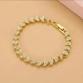 Antialerjik Gold Renk Kalp Figürlü Bijuteri Bileklik Parlak Taş Detaylarıyla Şık ve Zarif Tasarım thumbnail 1