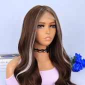 Kumral Önlerde Platin Işıltılı Dalgalı Tül Peruk thumbnail 7