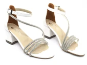 İremsu Dört Şerit Taş Detaylı Kısa Topuklu Kadın Abiye Ayakkabı thumbnail 11