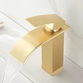 LAVABO BATARYASI MAT GOLD ŞELALE KARE GÖVDE EĞİMLİ HAVZA BANYO ARMATÜR ÇİFT GİRİŞ MUSLUK LÜKS ERGONOMİK - 6