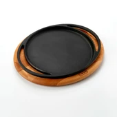 Lava Döküm Yuvarlak Pizza Krep Pankek Tavası Döküm Demir Yekpare Çift Kulplu Kayın Servis Ahşabı Çap(Ø)20cm. thumbnail 2