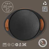 Lava Döküm Yuvarlak Saç Kavurma Tavası Döküm Demir Yekpare Çift Kulplu Kayın Servis Ahşabı Çap(Ø)20cm. thumbnail 3