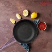 Lava Döküm Yuvarlak Kızartma Tavası Döküm Demir Yekpare Saplı Çap(Ø)24cm.  Mor thumbnail 7