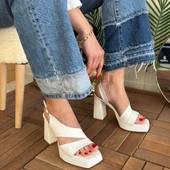 Pabucmarketi Beyaz Suni Deri Topuklu Kadın Sandalet - 5