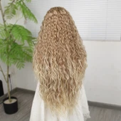 Yoğun Dalga Kumral Platin Röfleli Fiber Sentetik Geniş T Tül Peruk thumbnail 2