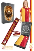 Galatasaray Orijinal Lisanslı Polo Yaka Çocuk T-Shirt + Bileklik + Atkı Set Hediyelik Ahşap Kutulu - 1