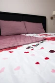 Çift Kişilik Çok Amaçlı Mevsimlik Kapitone Yatak Örtüsü Seti (LOVE) KIRMIZI - 3
