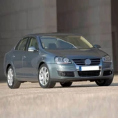 VW Jetta 2006-2011 Sağ Salıncak Travers Konsolu 1K0199296F - 2