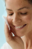 NIVEA Canlandırıcı Tonik 200ml, Nemlendirici, Lotus Çiçeği, Cildi Kurutmadan Temizler, Normal Cilt Tipleri - 2