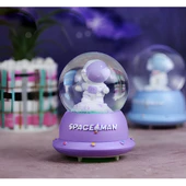 Periboia Minik Astronot Işıklı Kar Küresi - 1