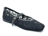 Feles Dantel Detaylı Küt Burun Kadın Babet Ayakkabı thumbnail 3