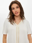 Faik Sönmez Minimalist V Yaka Oversize Tişört - Kısa Kol - 11