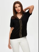 Faik Sönmez Minimalist V Yaka Oversize Tişört - Kısa Kol - 2