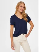 Faik Sönmez V Yaka Oversize Kısa Kol Minimalist Kadın T-Shirt - Günlük Stil thumbnail 4