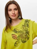 Faik Sönmez Kadın Çiçek Baskı Detaylı Yuvarlak Yaka Kısa Kol T-Shirt - 8