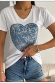 Kalp Şekilli Nakış İşlemeli T-shirt - 6