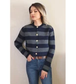 Kadın Gri Lacivert Çizgili Gold Düğmeli Crop Triko Hırka - AKG1353 - 4