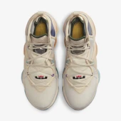 Nike LeBron 19 Minneapolis Lakers thumbnail 5