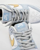 Nike Dunk Low SB Skateboard PS Holiday Special thumbnail 3
