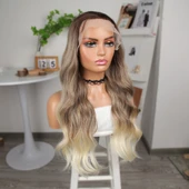 Bebek Kumralı Platin Ombre  ve Röfleli Fiber Sentetik Geniş Dalgalı Tül Peruk thumbnail 3